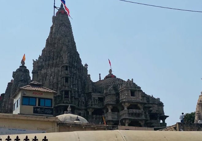 Prachin Dwarkadheesh Temple, South West Delhi, Delhi - Vushii.com Prachin Dwarkadheesh Temple, South West Delhi, Delhi - Vushii.com